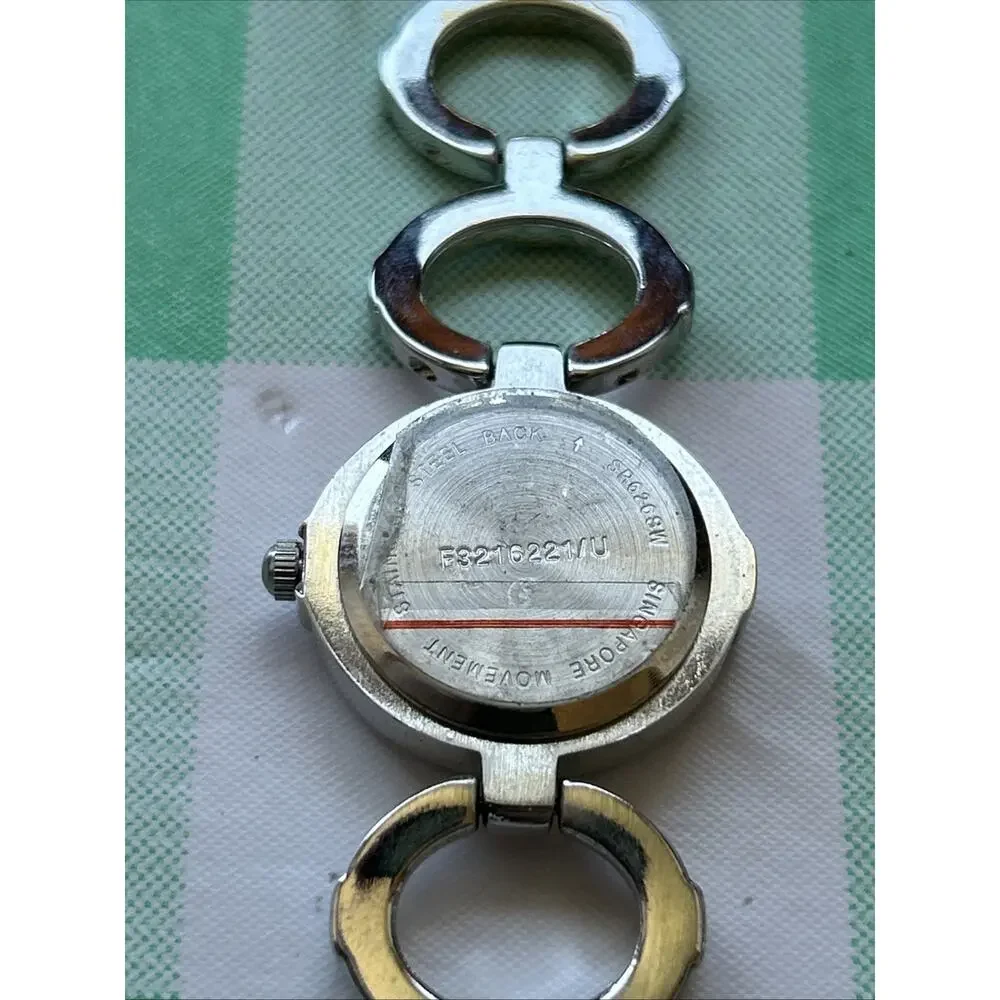 Silver Tone Oval Dial Women’s Quartz Watch